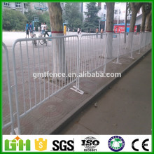 China Factory Galvanized stainless steel construction barricades/used crowd control barriers